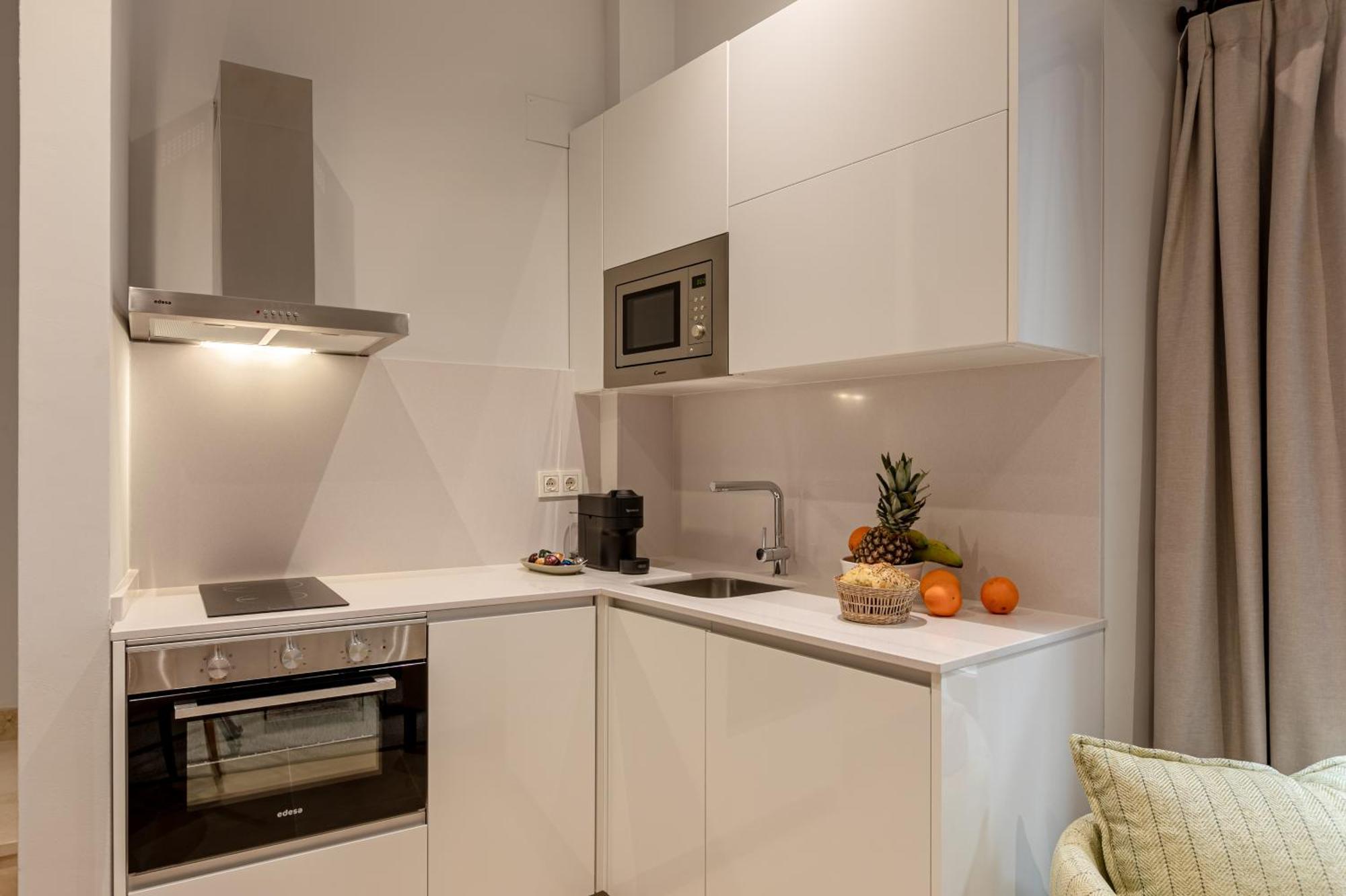 Ferienwohnung Angeles 6- Giralda Luxury By Valcambre Sevilla Zimmer foto