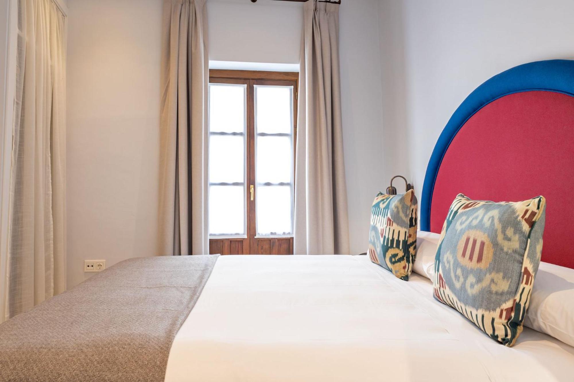Ferienwohnung Angeles 6- Giralda Luxury By Valcambre Sevilla Zimmer foto