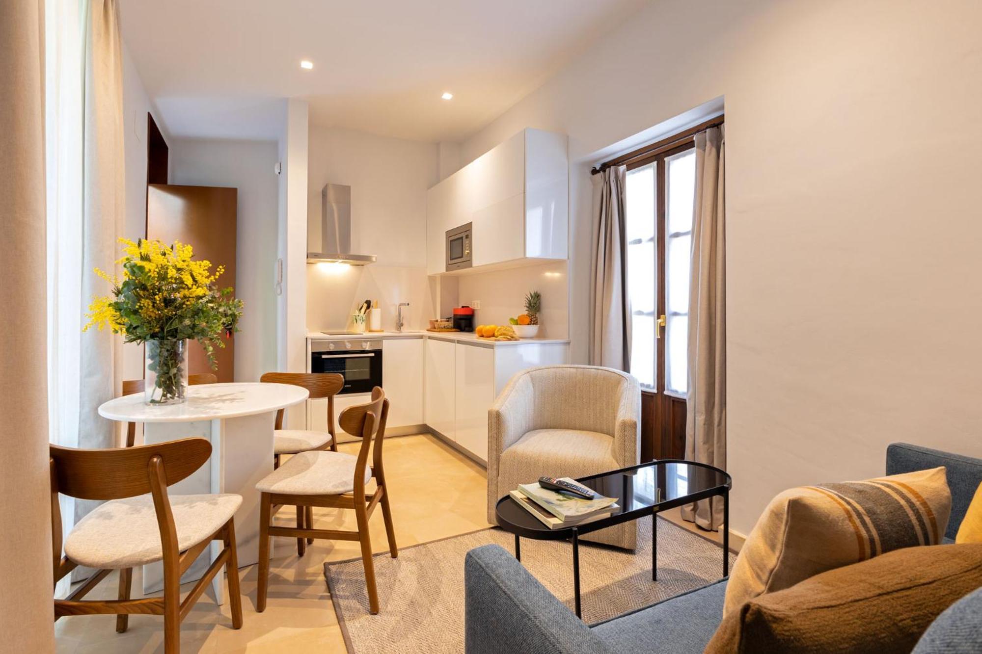 Ferienwohnung Angeles 6- Giralda Luxury By Valcambre Sevilla Zimmer foto
