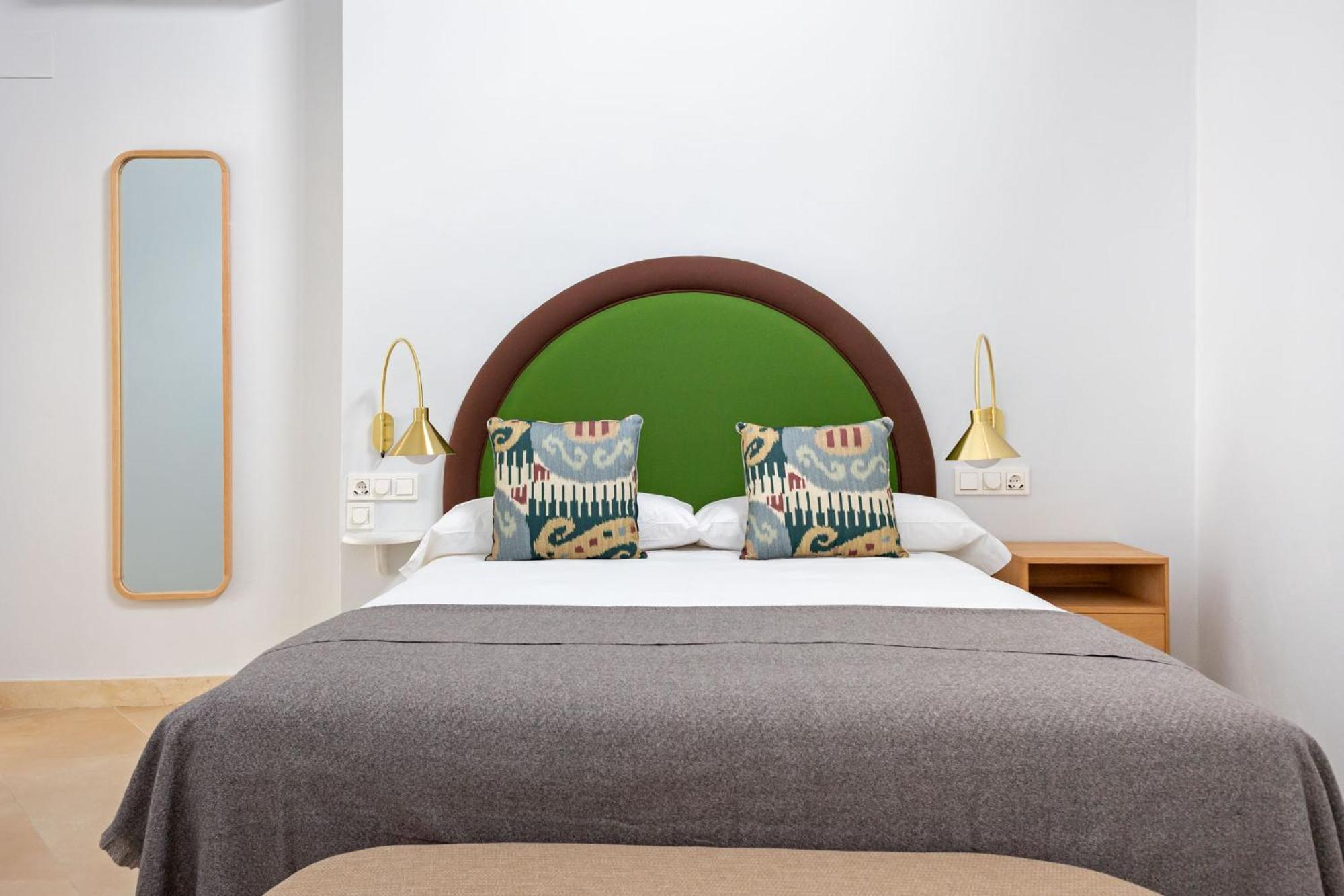 Ferienwohnung Angeles 6- Giralda Luxury By Valcambre Sevilla Zimmer foto